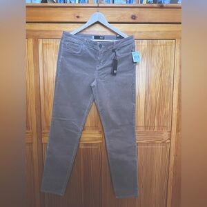 Kut from the Kloth Diana Skinny Corduroys 12
